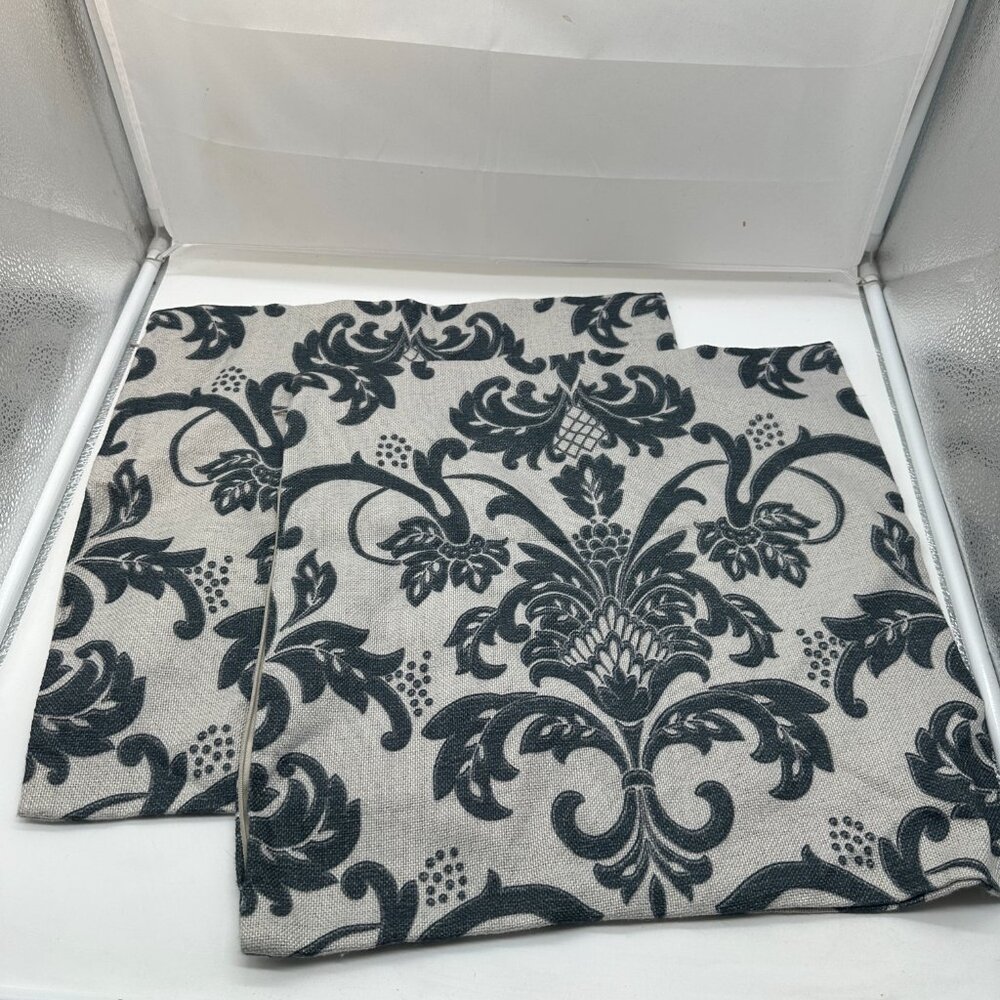 2 EUC Pillow Cover Cream Black Paisley 16" x 16" Square Zipper Closure KFT